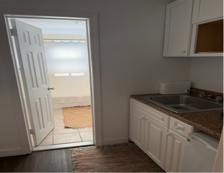 More Photos Of 829 Midland Ave, Yonkers Storefront Retail Residential For Sale
