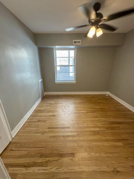 More Photos Of 6215 N Washtenaw Ave, Chicago Apartments For Sale