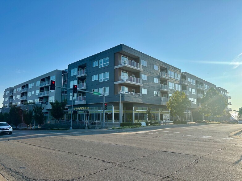 Primary Photo Of 47th Pl & Rainbow Blvd, Westwood General Retail For Lease