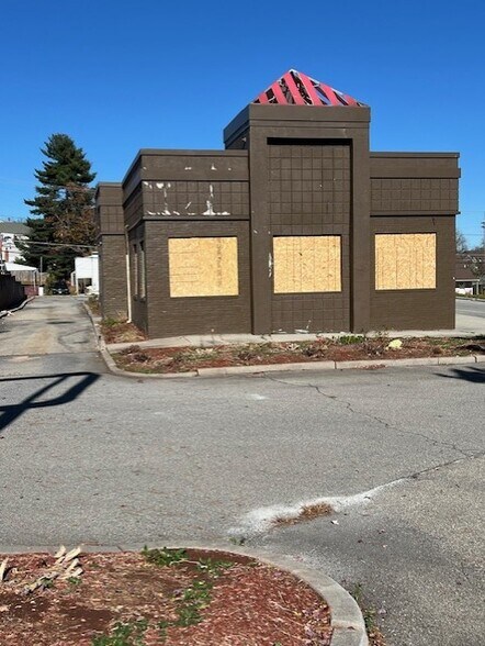 More Photos Of 330 Dual Hwy, Hagerstown Fast Food For Lease