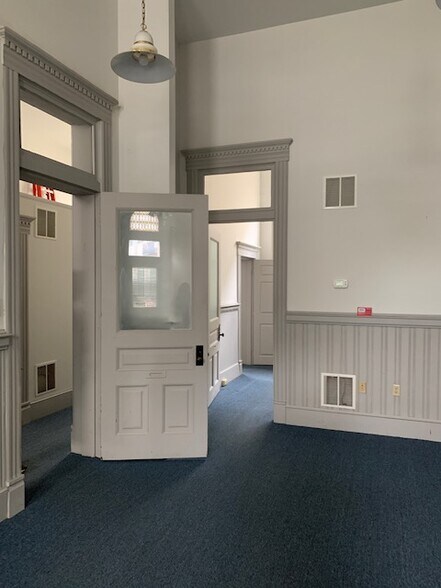 More Photos Of 24 Jonathan St, Hagerstown Office For Lease