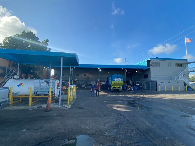 More Photos Of 4701 NW 35th Ave, Miami Flex For Lease