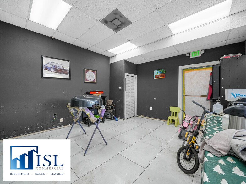 More Photos Of 140 W Carroll St, Kissimmee Auto Dealership For Lease