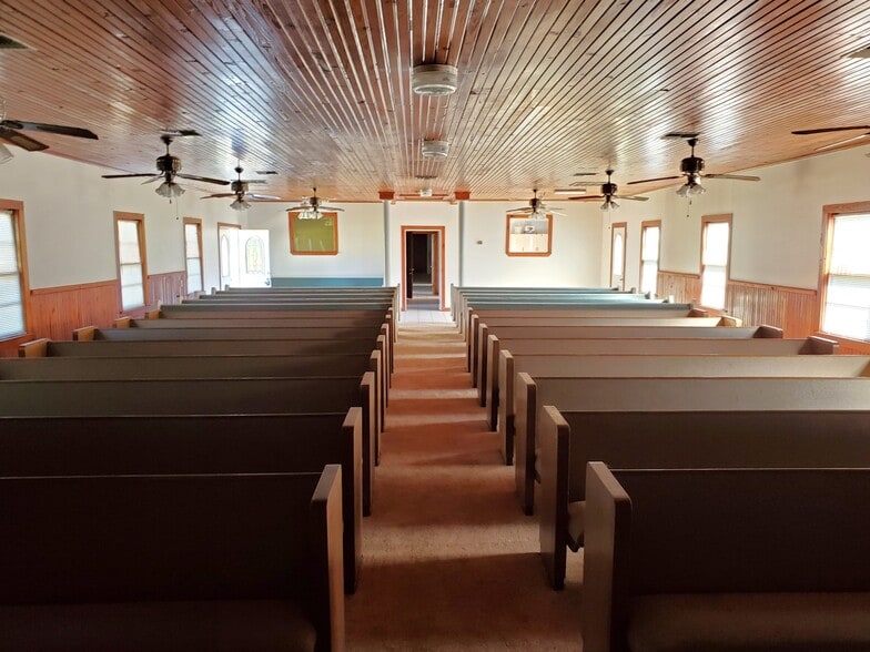 More Photos Of 3922 County Road 353, Brazoria Religious Facility For Sale