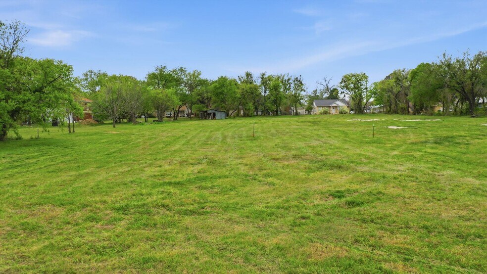 More Photos Of 955 N Ollie St, Stephenville Land For Sale