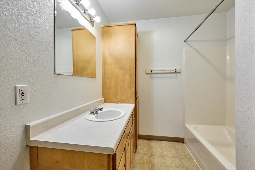 More Photos Of 351 Main St, Jefferson Apartments For Sale