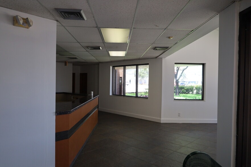 More Photos Of 4820 Okeechobee Blvd, West Palm Beach Medical For Lease