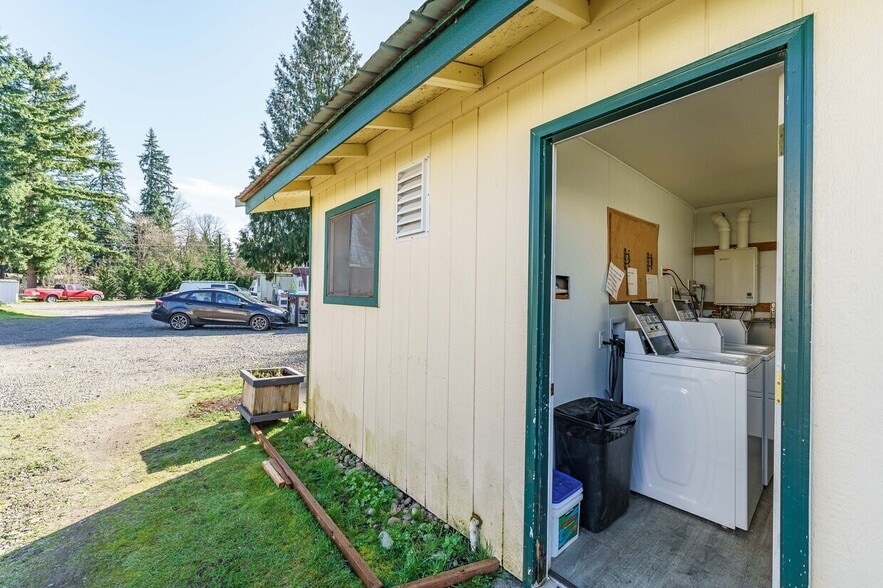 More Photos Of 21021 Old Highway 99 SW, Centralia Manufactured Housing Mobile Home Park For Sale