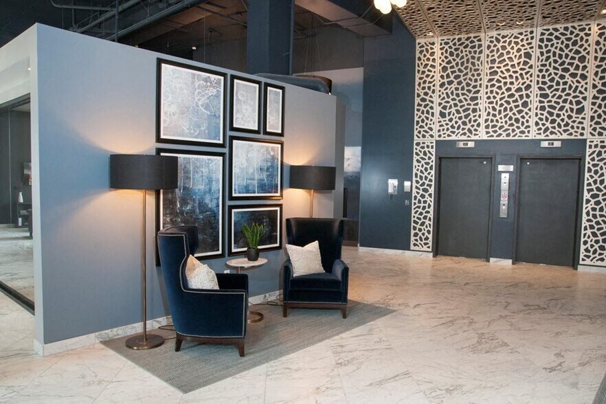 More Photos Of 1700 Plymouth Rd, Minnetonka Apartments For Lease