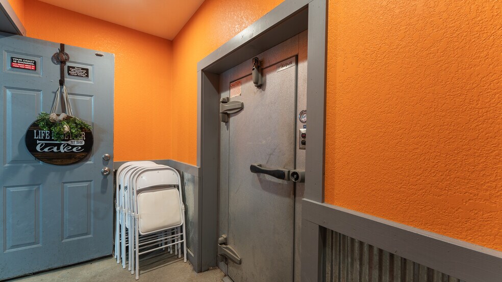 More Photos Of 6285 State Rte 7, Roach General Retail For Sale