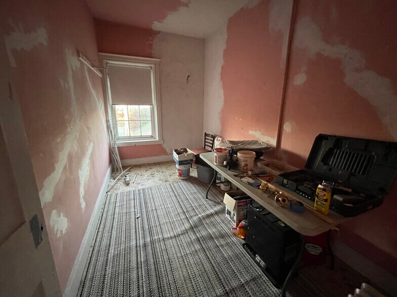 More Photos Of 298 Old Bowers Rd, Mertztown Restaurant For Sale