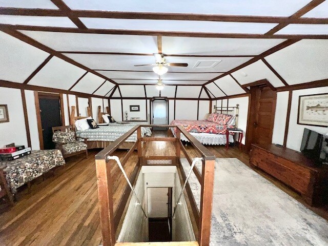 More Photos Of 301 S 3rd St, Raton Hospitality For Sale