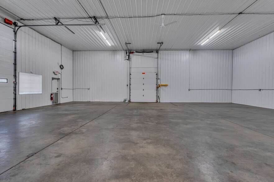 More Photos Of 3955 Shadowwood Dr NE, Sauk Rapids Warehouse For Sale