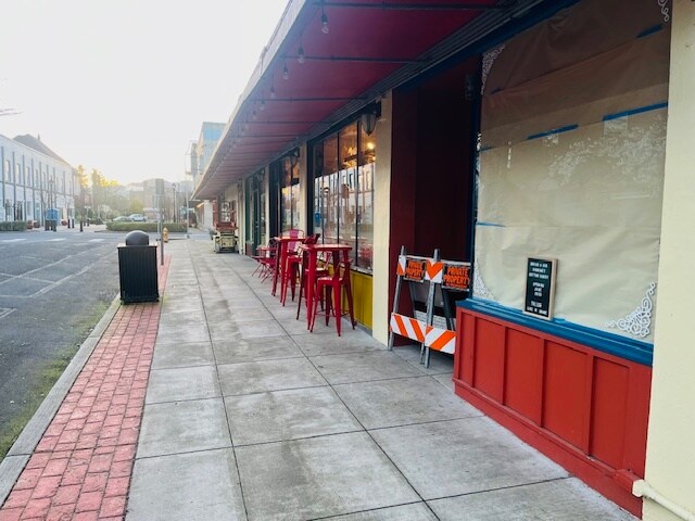 More Photos Of 1911 2nd St, Tillamook General Retail For Sale