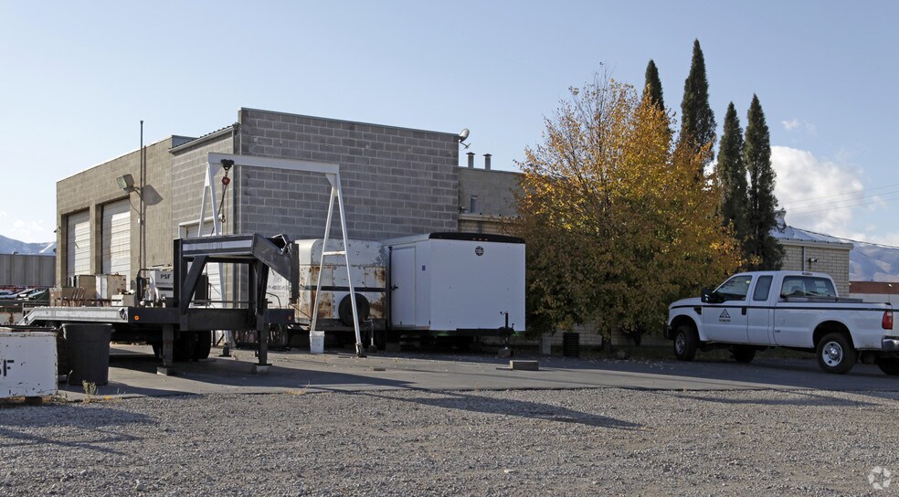 More Photos Of 5555 Leo Park Rd, West Jordan Warehouse For Lease