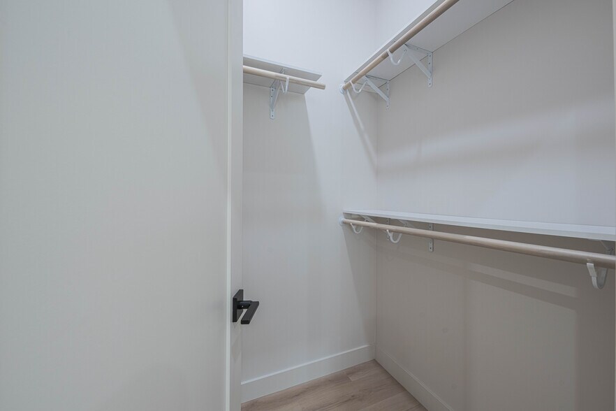 More Photos Of 987 Harcourt Ave, Seaside Multifamily For Sale