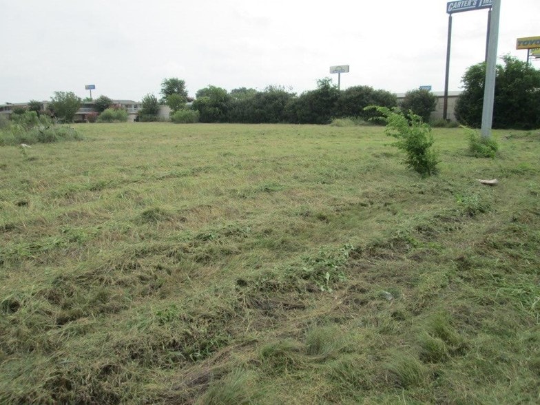 More Photos Of 980 E Interstate 10, Seguin Land For Sale