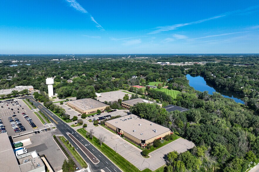 More Photos Of 4265 N Lexington Ave, Arden Hills Office For Lease