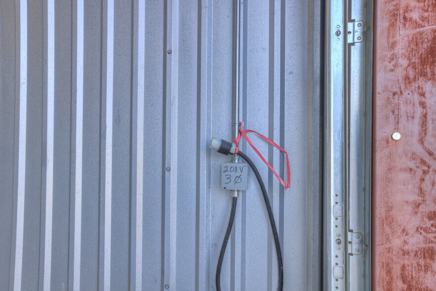 More Photos Of 1361 Wald Rd, New Braunfels Industrial For Sale