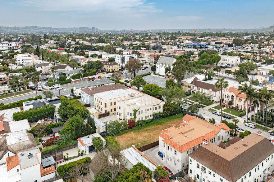 More Photos Of 930 S Mansfield Ave, Los Angeles Land For Sale