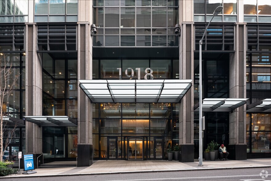 More Photos Of 1918 8th Ave, Seattle Office For Lease