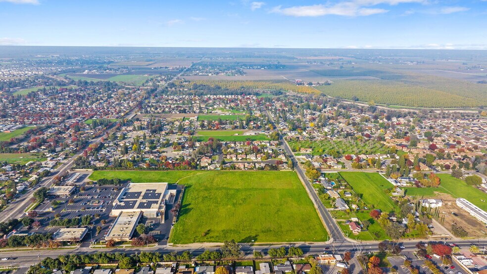 More Photos Of Houston Ave, Visalia Land For Sale