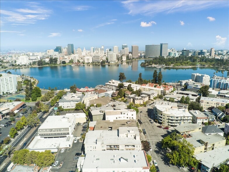 More Photos Of 220 Athol Ave, Oakland Apartments For Sale