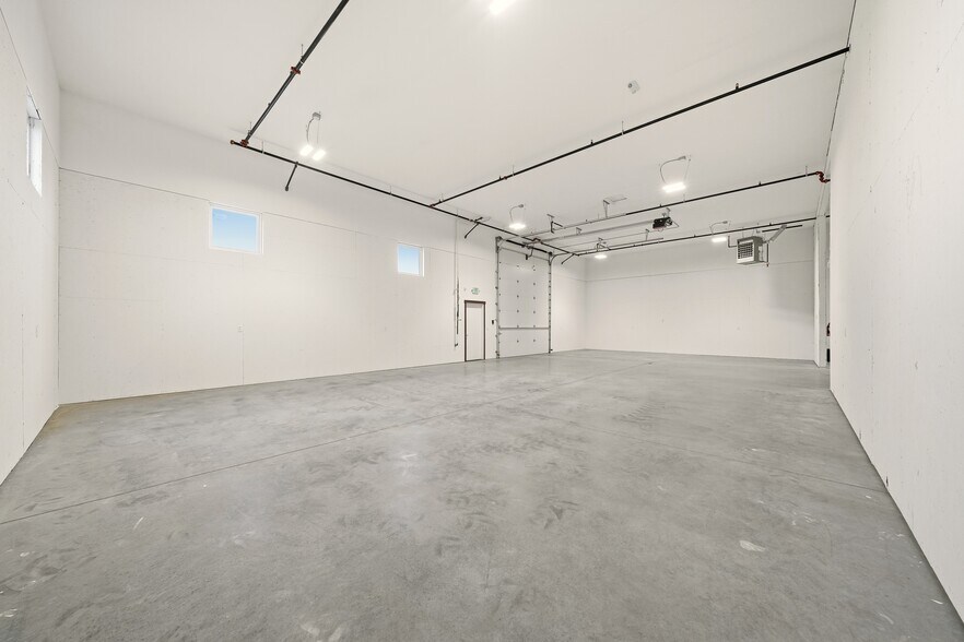 More Photos Of 1408 N Jackrabbit Ln, Belgrade Office For Sale