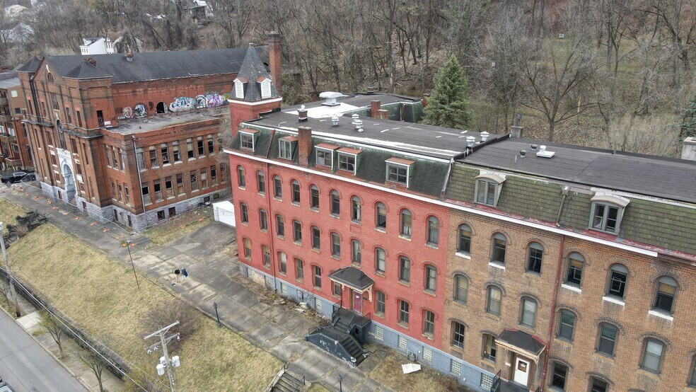 More Photos Of 40 Pius St, Pittsburgh Apartments For Sale