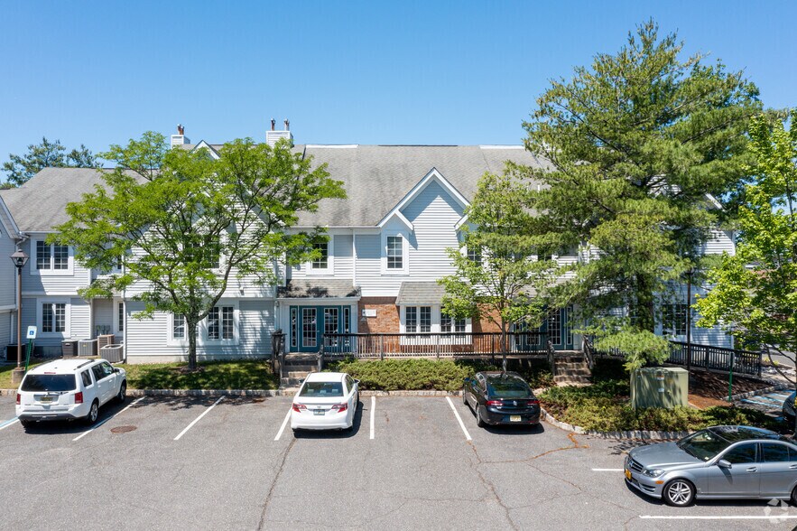 More Photos Of 1 Bethany Rd, Hazlet Office For Lease