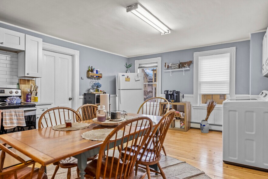 More Photos Of 455 Main St, South Berwick Apartments For Sale