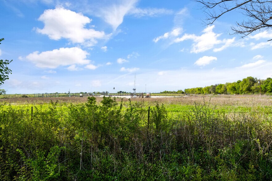 More Photos Of 5560 County Road 1202 rd, Cleburne Land For Sale