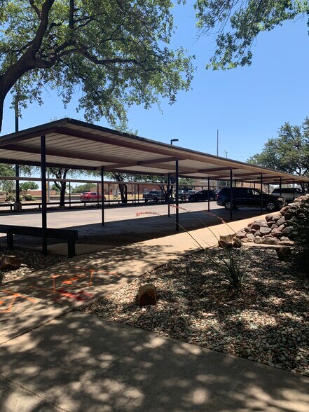 More Photos Of 125 W Missouri Ave, Midland Office For Lease