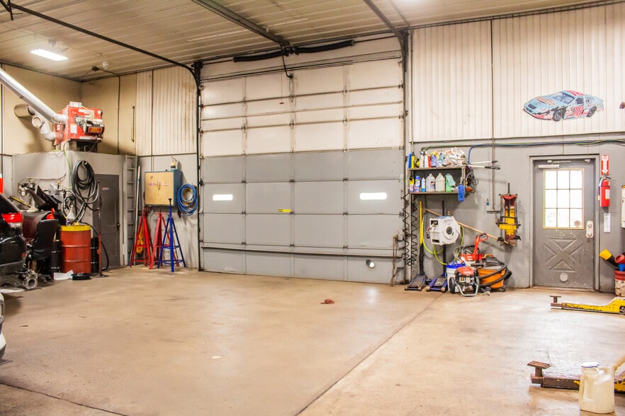 More Photos Of 8 Englewood St, Webster Auto Repair For Sale