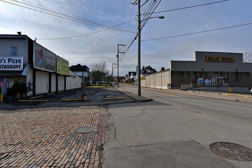 More Photos Of 104 Park Blvd, Clarksburg Restaurant For Sale