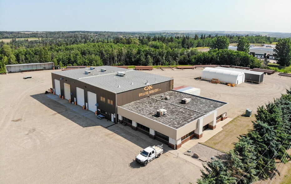 More Photos Of 20 Veenstra Dr, Red Deer County Warehouse For Lease