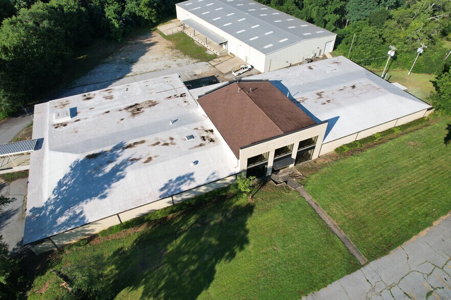 More Photos Of 929 Chick Springs Rd, Taylors Light Manufacturing For Lease