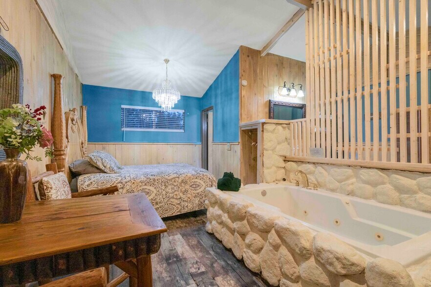 More Photos Of 39372 Big Bear Blvd, Big Bear Lake Hotel For Sale