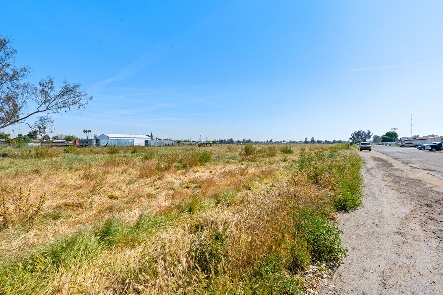 More Photos Of 11741 S 11th Ave, Hanford Land For Sale