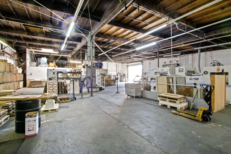 More Photos Of 1430-1433 Adelia Ave, South El Monte Manufacturing For Lease