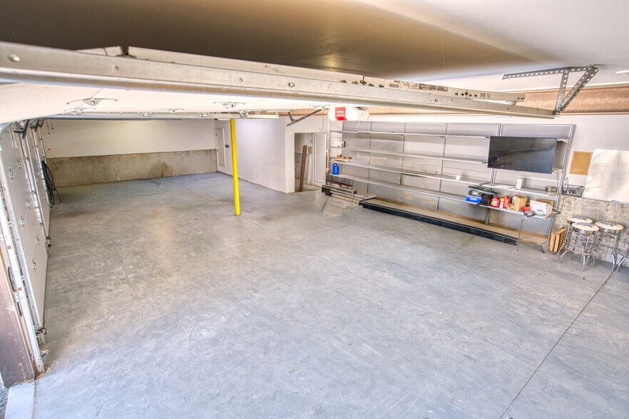 More Photos Of 1120 Boston Ave, Longmont Warehouse For Lease