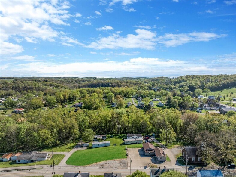 More Photos Of 212 Pine St, Jefferson Carwash For Sale