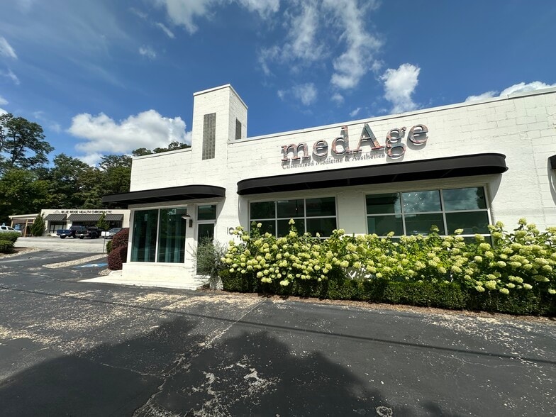 More Photos Of 103 Wade Hampton Blvd, Greenville Freestanding For Lease