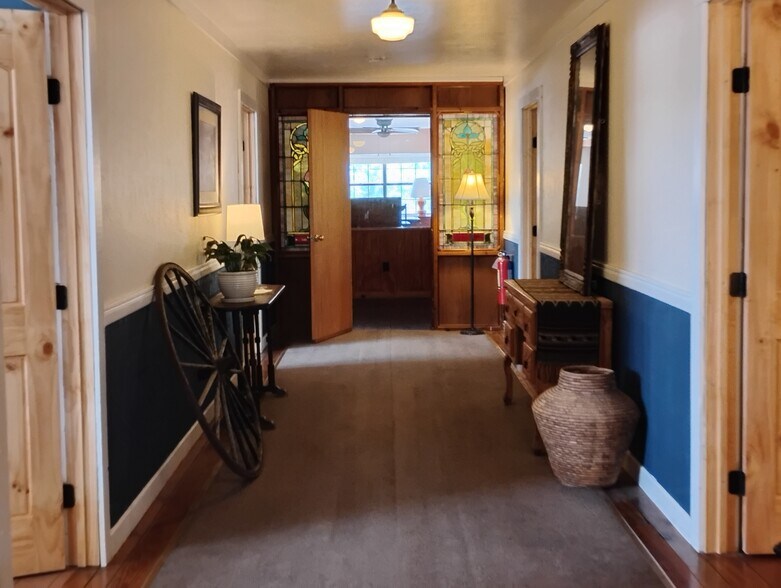 More Photos Of 111 N State St, Fort Davis Hotel For Sale