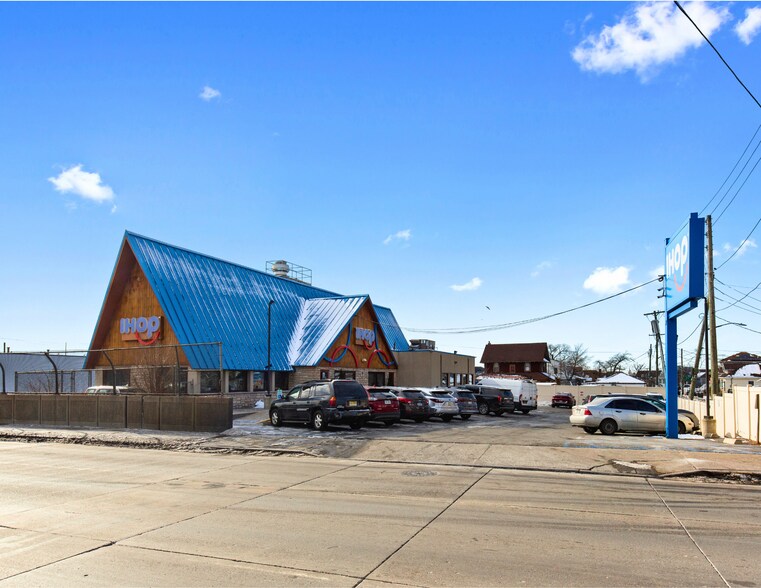 Primary Photo Of 254-02 Rockaway Blvd, Jamaica General Retail For Sale