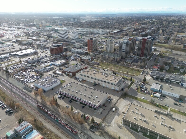 More Photos Of 5700 1st St SW, Calgary Warehouse For Sale