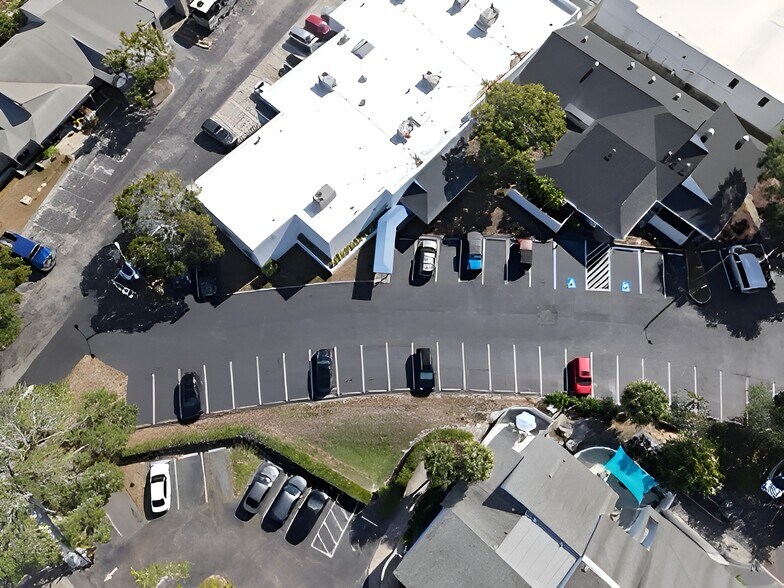 More Photos Of 617 Lakeview Rd, Clearwater Medical For Lease