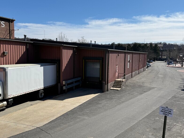 More Photos Of 19 Baltimore St, Cumberland Specialty For Sale