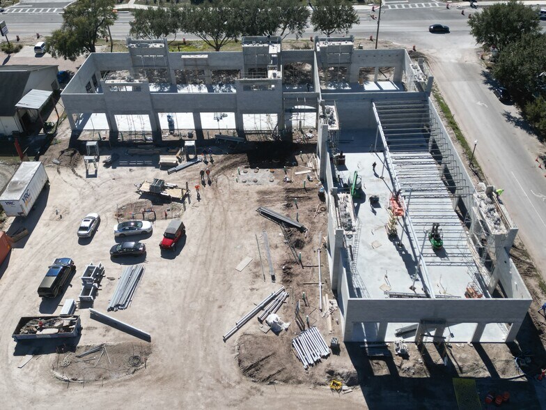 More Photos Of 2521 Partin Settlement Rd, Kissimmee Restaurant For Lease