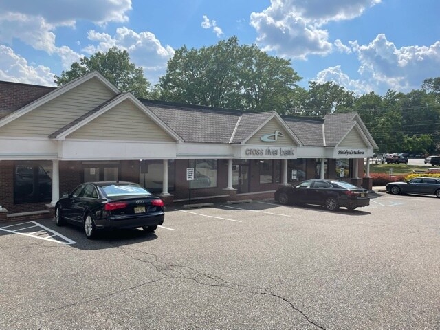 More Photos Of 885-889 Teaneck Rd, Teaneck Freestanding For Lease